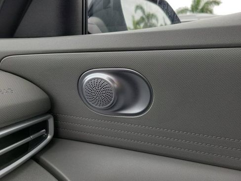 Certified 2023 Hyundai Elantra SEL FWD image 30