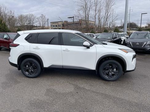 New 2026 Nissan Rogue SV w/ Cold Weather Package AWD/4WD image 8
