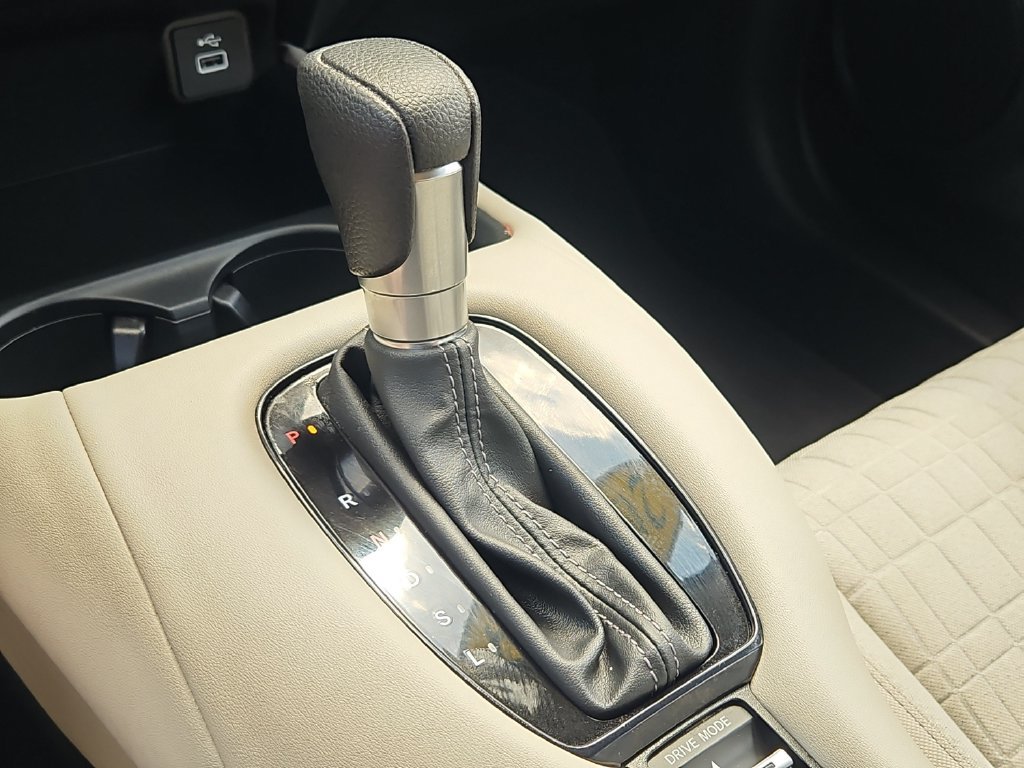 Certified 2024 Honda HR-V LX image 23