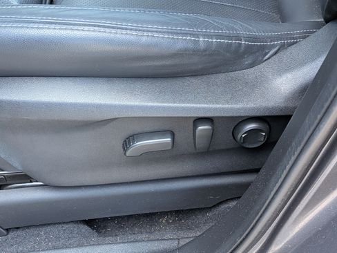 Certified 2021 Subaru Ascent Touring AWD/4WD image 22
