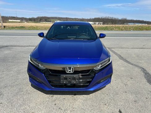 Used 2018 Honda Accord Sport image 4