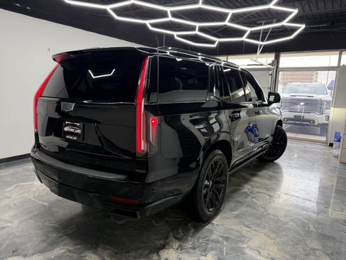 Used 2021 Cadillac Escalade Sport Platinum image 5