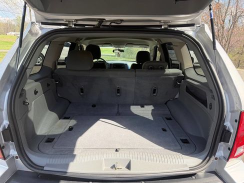 Used 2005 Jeep Grand Cherokee Laredo image 22