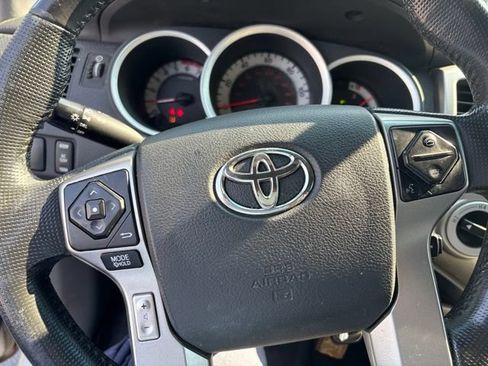 Used 2015 Toyota Tacoma 4x4 Double Cab w/ TRD Sport Package image 17
