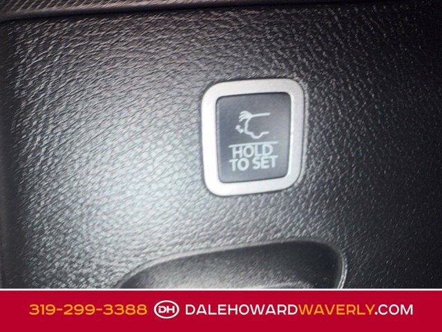 Used 2022 Jeep Wagoneer Series II w/ Rear Seat Video Group 1 AWD/4WD image 24
