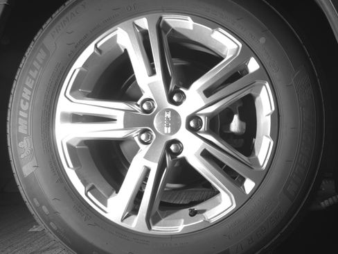 Used 2024 GMC Terrain SLE FWD image 20