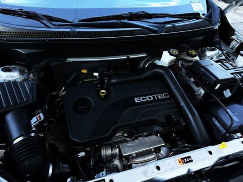 Used 2022 GMC Terrain SLT image 41