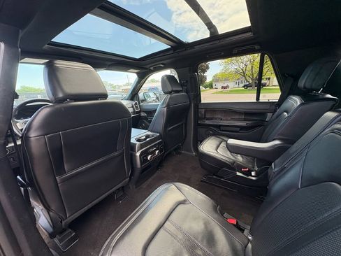 Used 2021 Ford Expedition Limited AWD/4WD image 23