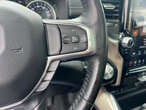 Used 2019 RAM 1500 Laramie AWD/4WD image 11