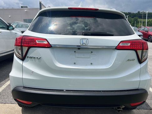 Used 2022 Honda HR-V EX image 3