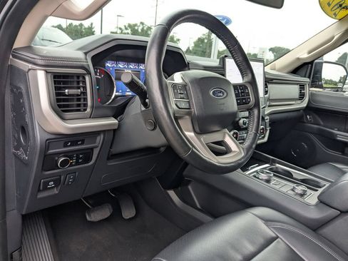 Used 2024 Ford Expedition Max XLT AWD/4WD image 8