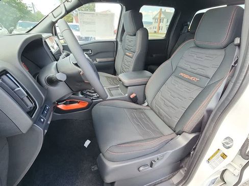 New 2025 Nissan Frontier PRO-4X image 10