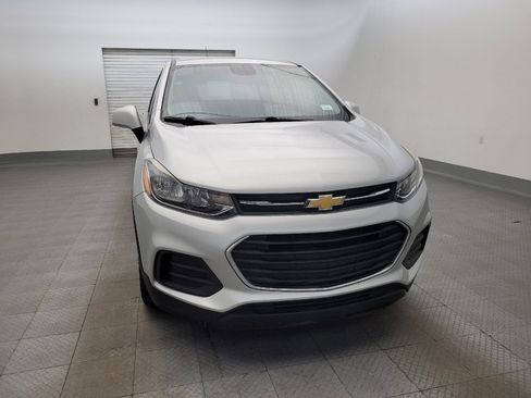 Used 2022 Chevrolet Trax LS w/ Tint and Cruise Package FWD image 14