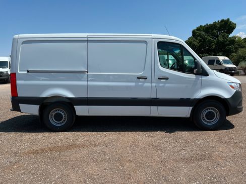 New 2026 Mercedes-Benz Sprinter 2500 image 6