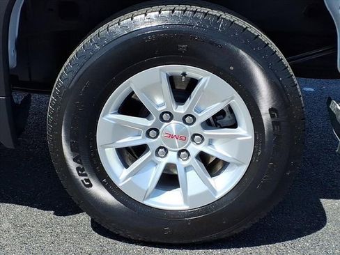 Certified 2024 GMC Sierra 1500 Pro w/ Pro Value Package AWD/4WD image 8