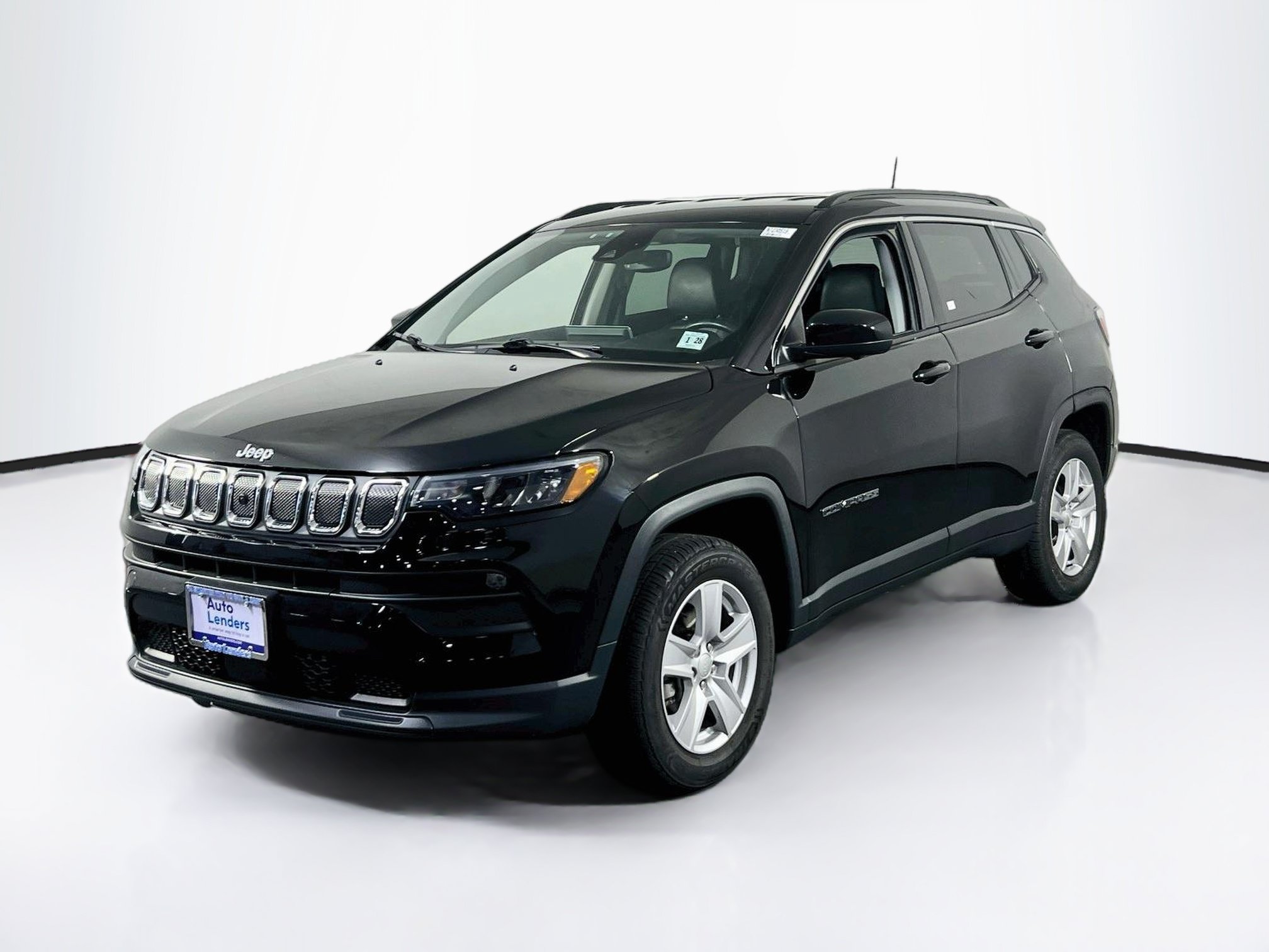 Used 2022 Jeep Compass Latitude w/ Convenience Group AWD/4WD image 1