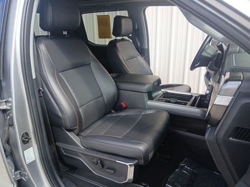 Used 2023 Ford F250 Lariat w/ Black Appearance Package image 50