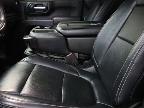 Used 2021 GMC Sierra 3500 4x4 Crew Cab w/ Gooseneck/5TH Wheel Package image 62