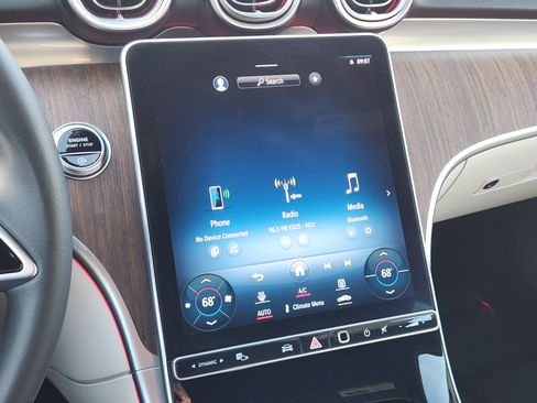 Used 2023 Mercedes-Benz C 300 Sedan image 18