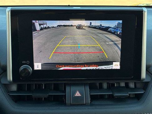 Certified 2025 Toyota RAV4 LE AWD/4WD image 21