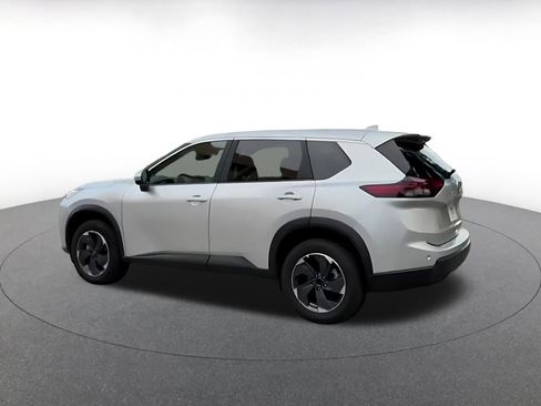 Used 2025 Nissan Rogue SV FWD image 8