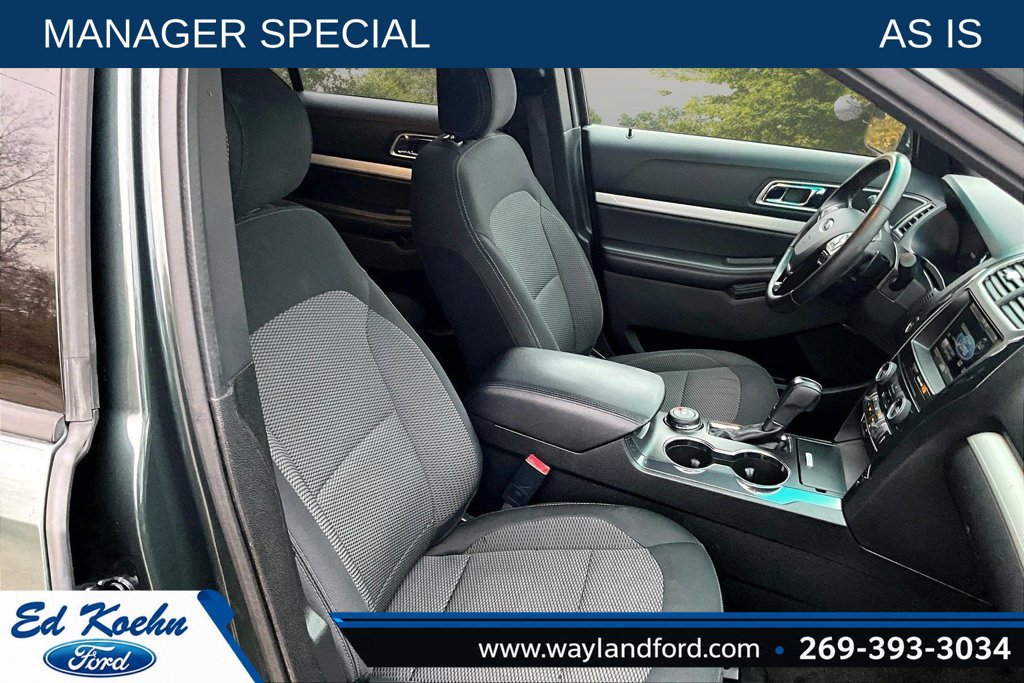 Used 2016 Ford Explorer XLT w/ Equipment Group 201A AWD/4WD image 7