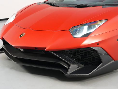 Used 2017 Lamborghini Aventador S image 72