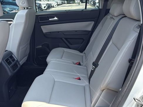 Used 2018 Volkswagen Atlas SEL w/ R-Line Package AWD/4WD image 26