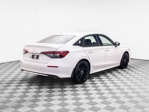 Used 2025 Honda Civic Sport image 7