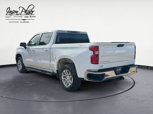 Used 2023 Chevrolet Silverado 1500 LT AWD/4WD image 5