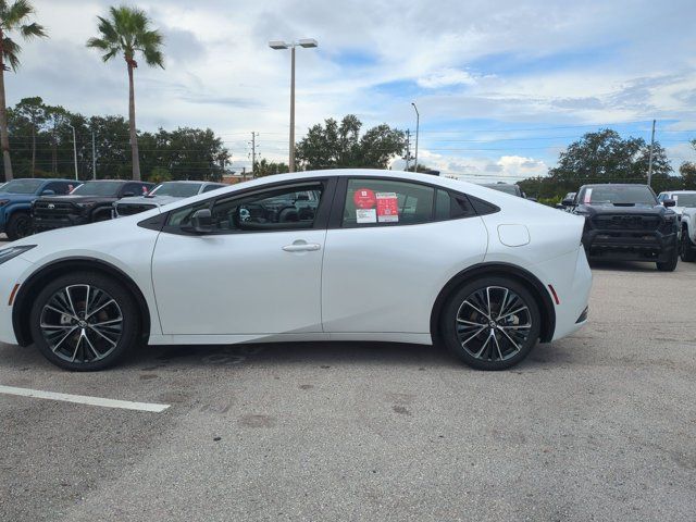 New 2027 Toyota Prius Limited FWD image 5