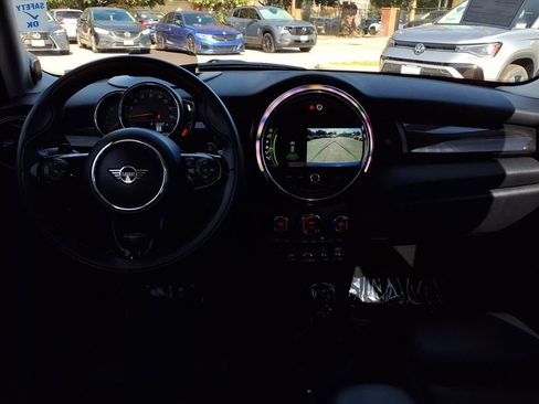 Used 2020 MINI Cooper S image 18