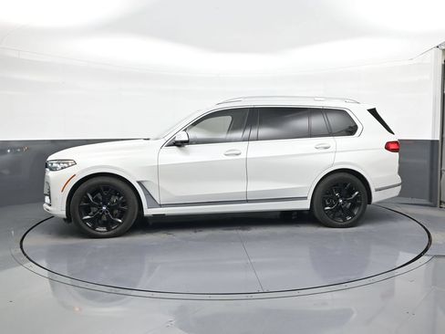 Used 2021 BMW X7 xDrive40i w/ Premium Package AWD/4WD image 5