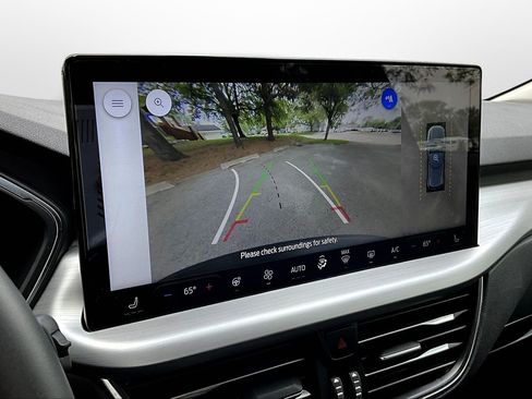 Used 2023 Ford Escape SE w/ PHEV Premium Package image 30