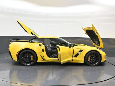 Used 2017 Chevrolet Corvette Grand Sport RWD image 34