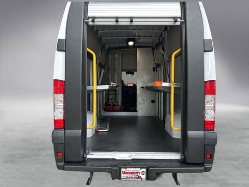 Used 2024 RAM ProMaster 3500 w/ Delivery Van Package FWD image 27