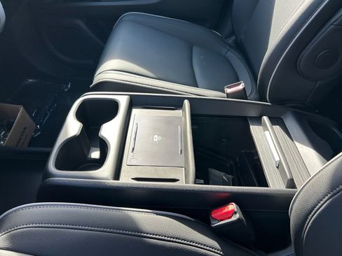 New 2026 Honda Odyssey Touring image 24