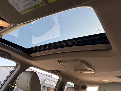 Used 2015 Honda Pilot Touring image 35