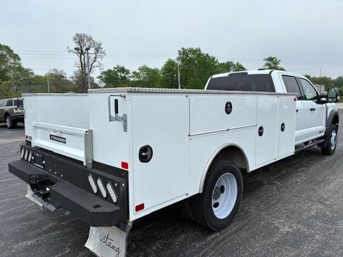 Used 2024 Ford F550 4x4 Crew Cab Super Duty w/ XLT Value Package image 31