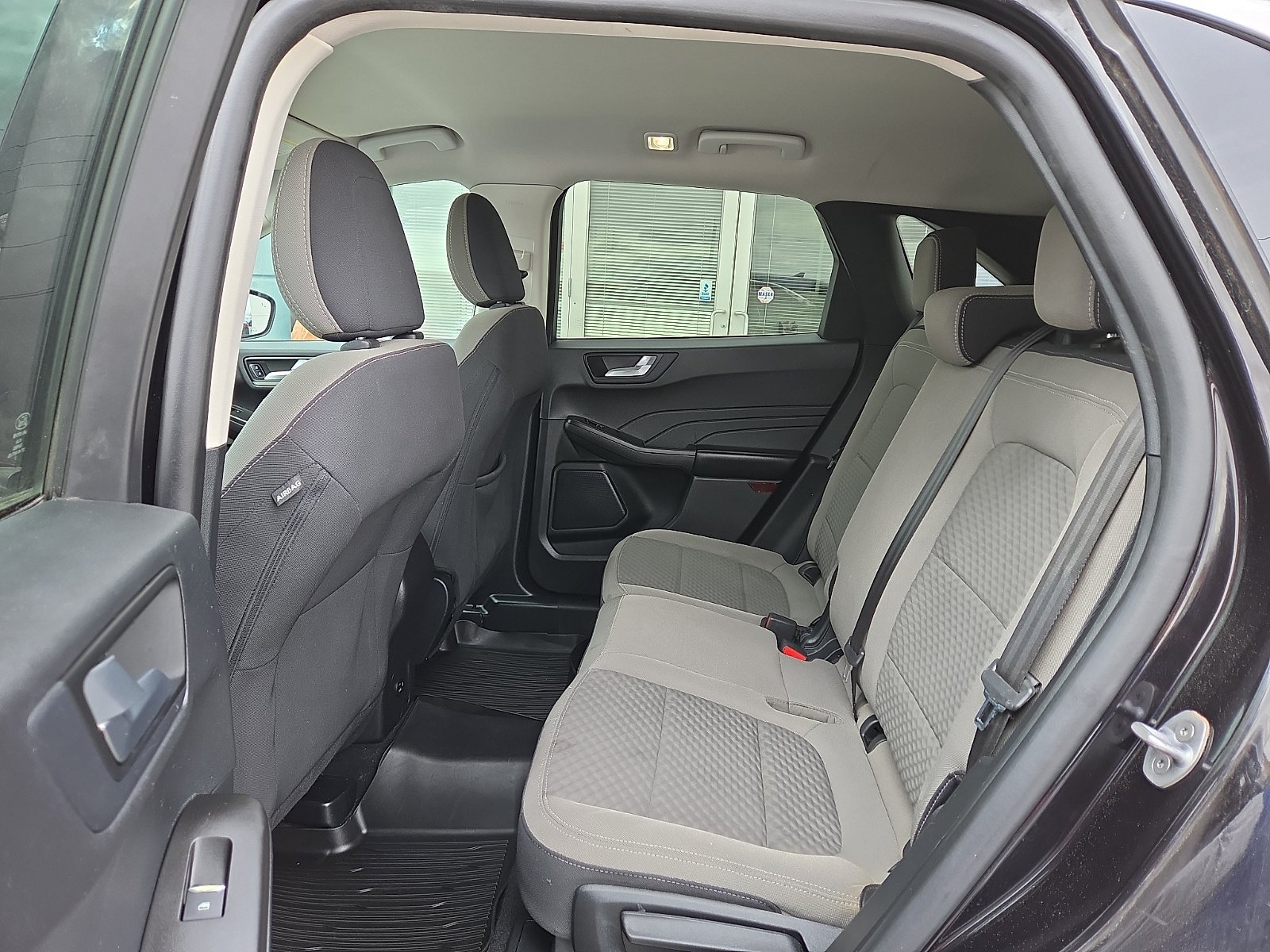 Used 2021 Ford Escape SE FWD image 12