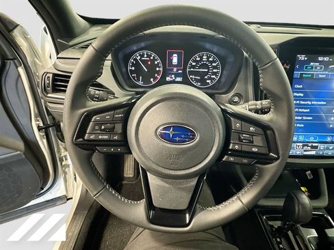 Used 2026 Subaru Forester Premium AWD/4WD image 11
