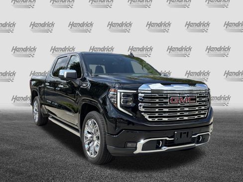 Used 2023 GMC Sierra 1500 Denali w/ Denali Reserve Package AWD/4WD image 2
