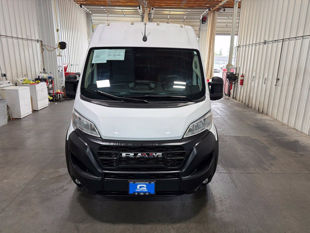 Used 2025 RAM ProMaster 2500 w/ Convenience Group FWD image 3