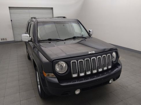 Used 2015 Jeep Patriot Latitude AWD/4WD image 14
