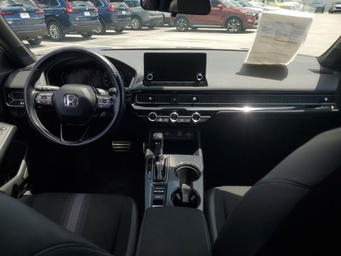 Used 2023 Honda Civic Sport image 15