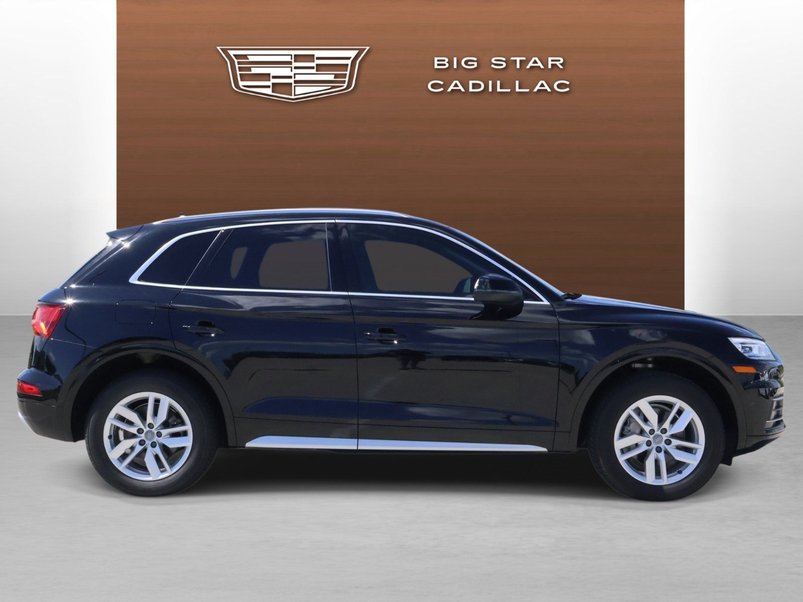 Used 2020 Audi Q5 2.0T Premium w/ Convenience Package AWD/4WD image 6