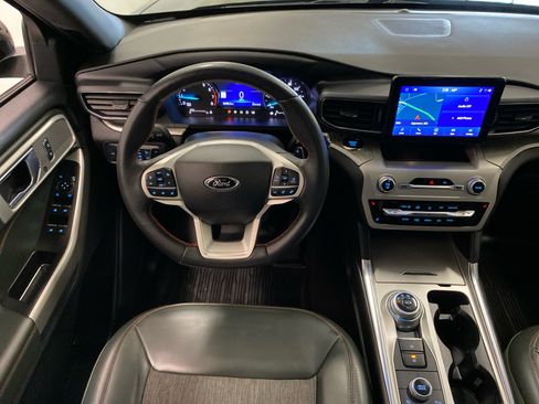 Used 2022 Ford Explorer Timberline w/ Timberline Technology Package image 13