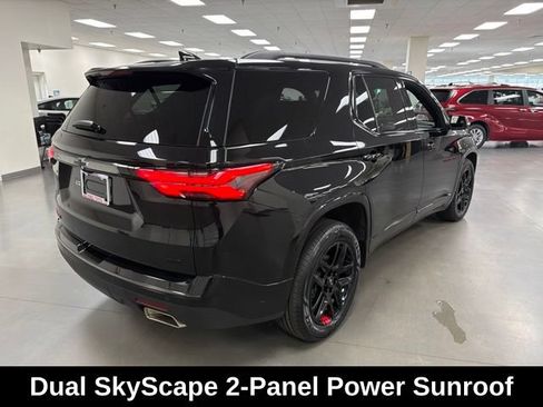 Used 2023 Chevrolet Traverse Premier w/ Redline Edition AWD/4WD image 7