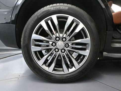Used 2020 Cadillac XT5 Sportv AWD/4WD image 17