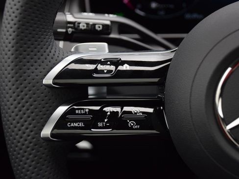 New 2026 Mercedes-Benz GLC 300 image 24